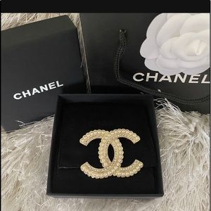 Chanel Pearl & Crystal Brooch